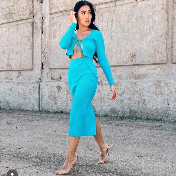 3 piece Matching Set - Ribbed Blue Cardigan Midi Pencil Skirt Crop Top - Picture 5 of 16